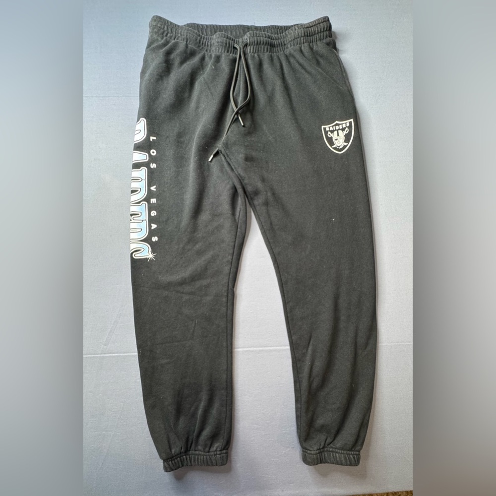 Nfl Team Apparel Lad Vegas Raiders black joggers XL #1073